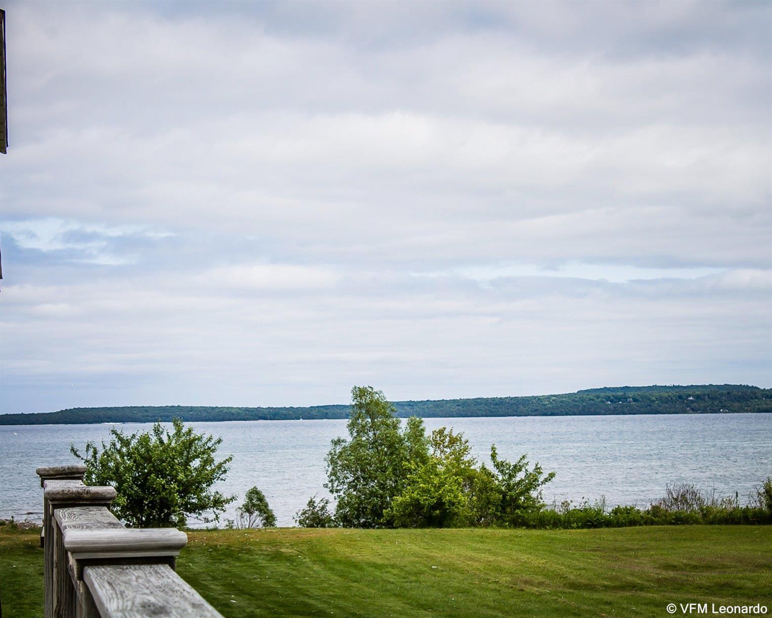 Quality Inn Lakefront Saint Ignace Exteriör bild