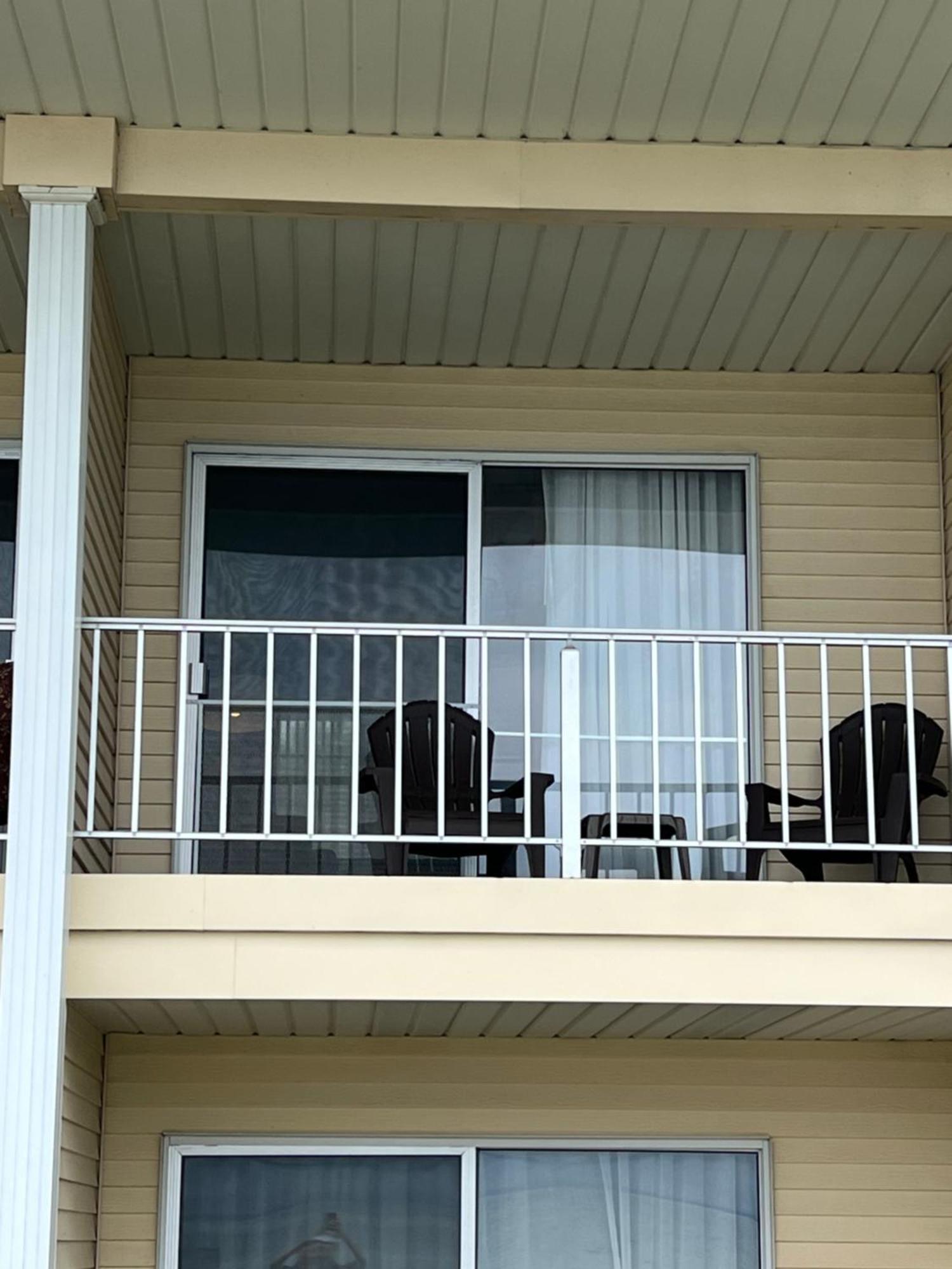 Quality Inn Lakefront Saint Ignace Exteriör bild