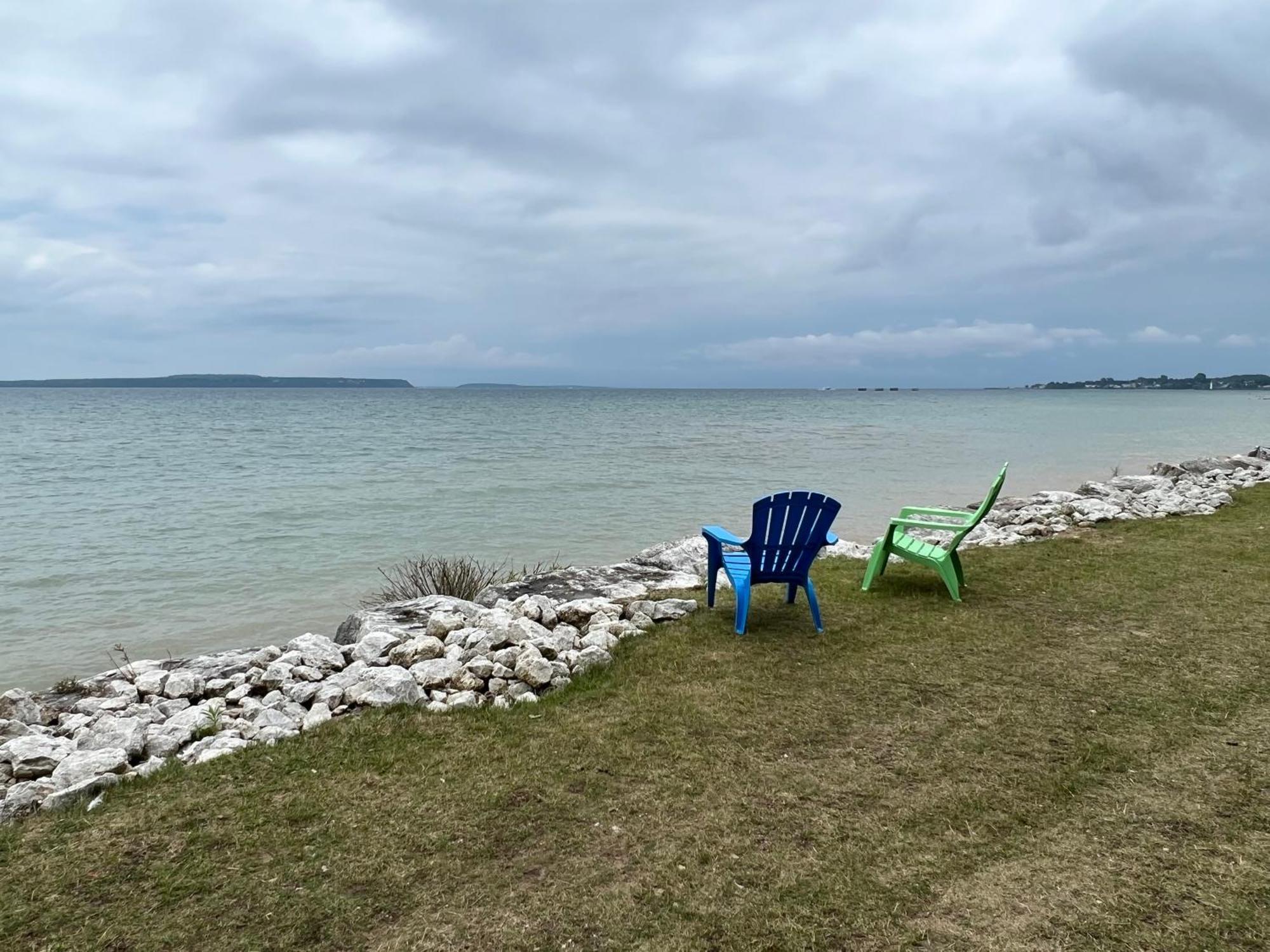 Quality Inn Lakefront Saint Ignace Exteriör bild