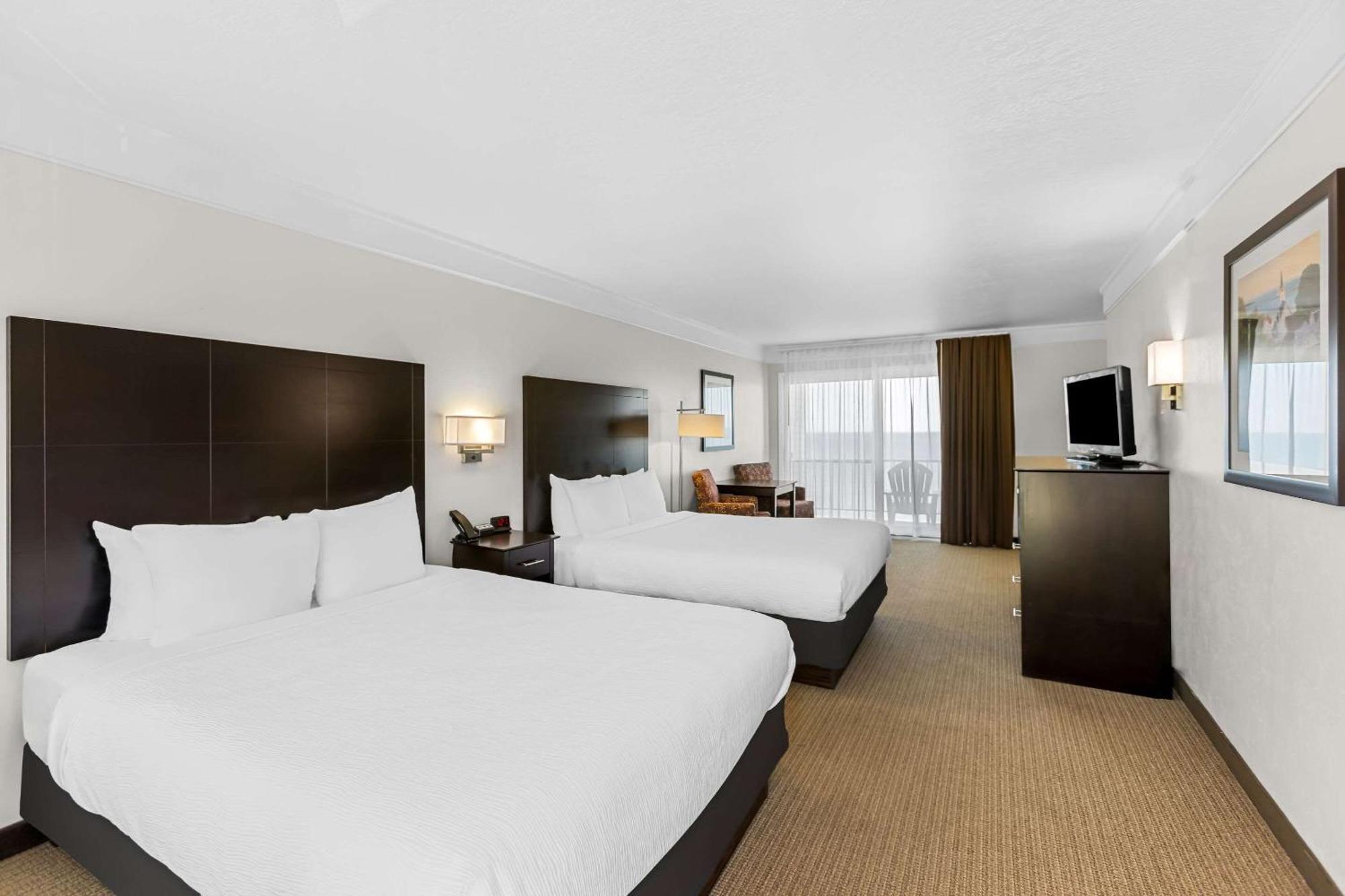 Quality Inn Lakefront Saint Ignace Exteriör bild